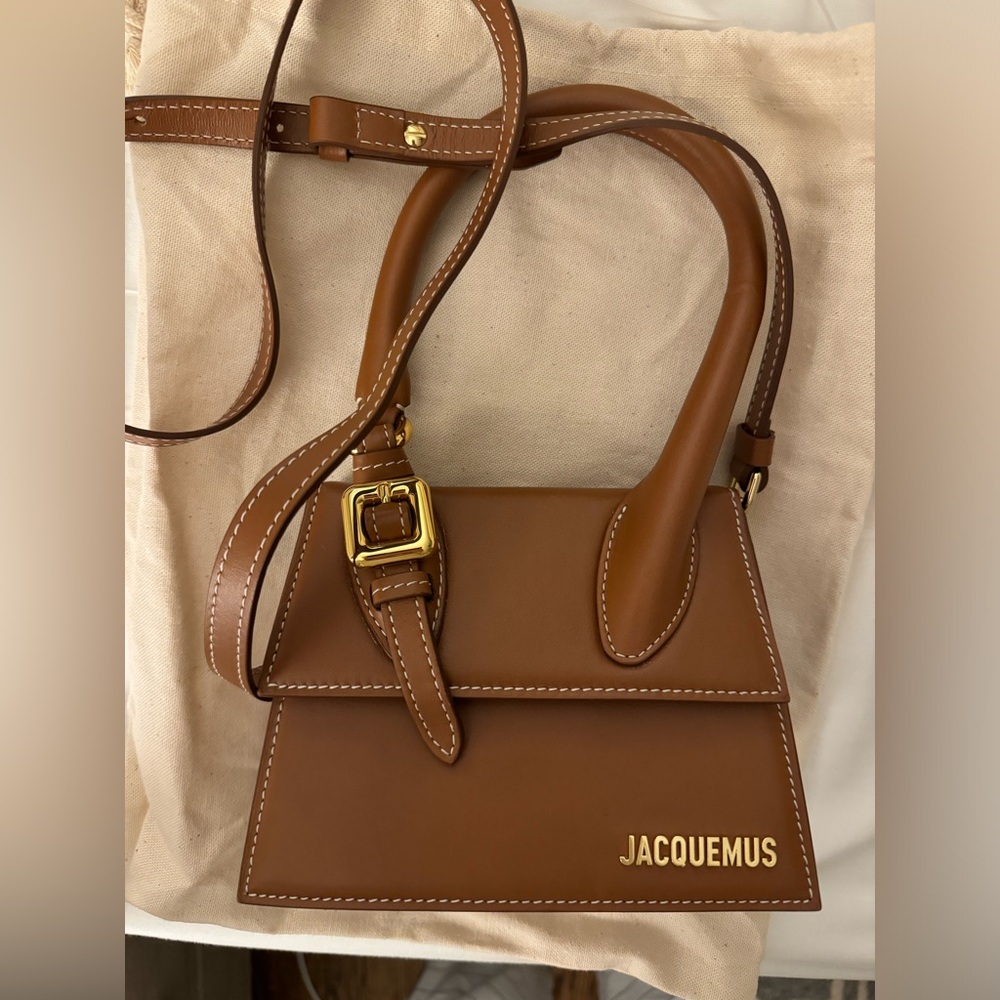 Jacquemus le Chiquito moyen boucle bag